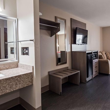Surestay Plus Hotel By Best Western Kearney Экстерьер фото